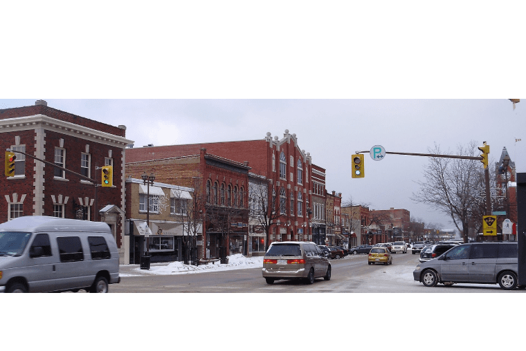Main,Street,And,Town,Dock,At,Low,Water,Level,In Collingwood Img
